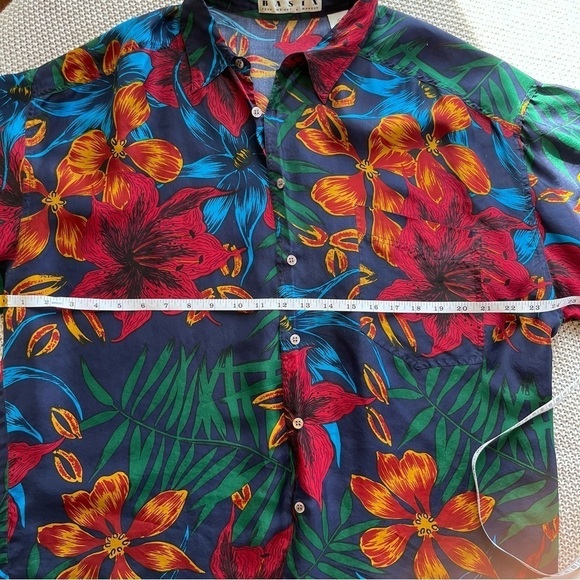 Mens Vintage Basix 100% Silk Hawaiian Shirt size XL Green Red Blue Orange Floral - Picture 8 of 9